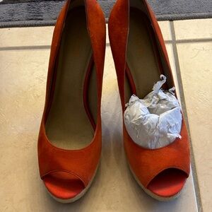 Levity peep toe SZ 9.5